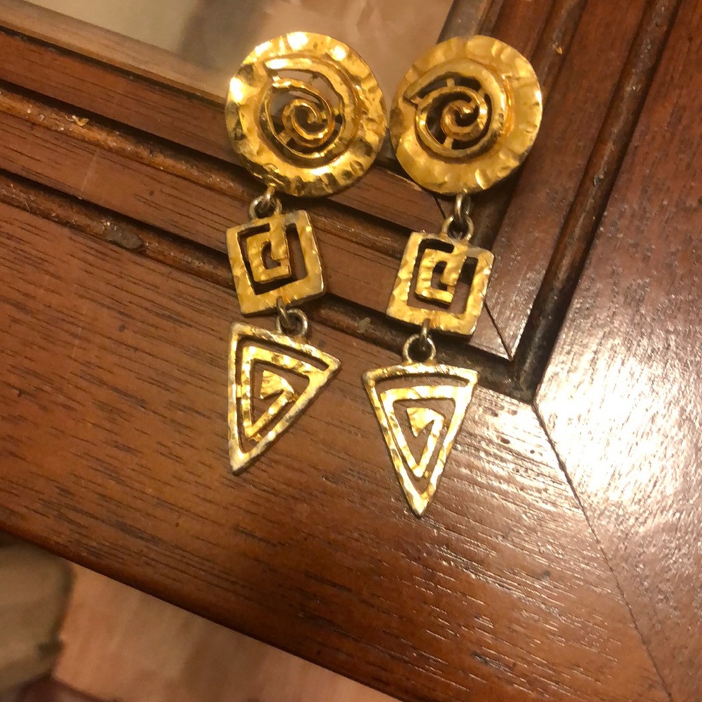 Women preowned Yellow Pieced Ear Rings